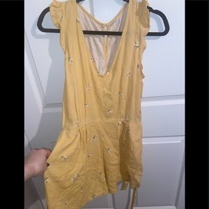 Old Navy M romper NWOT